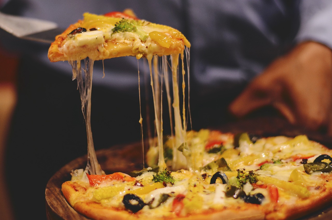 pizza, yummy, food-3525673.jpg